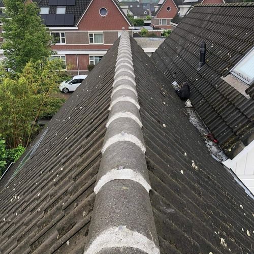 Schiedam Dakinspectie Schiedam aan de nokvorsten Dakinspectie Schiedam aan de nokvorsten