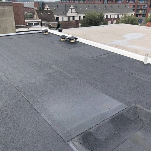 Een nieuw bitumen dak in Schiedam Een nieuw bitumen dak in Schiedam
